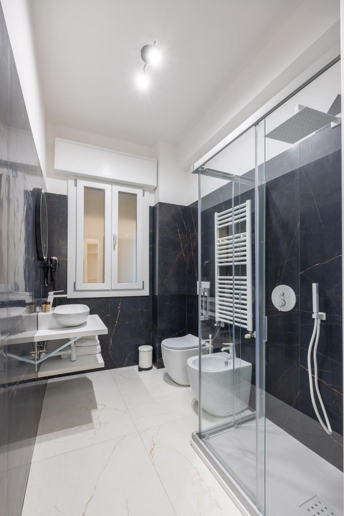 Excelsior Station Suite Bolonya Dış mekan fotoğraf