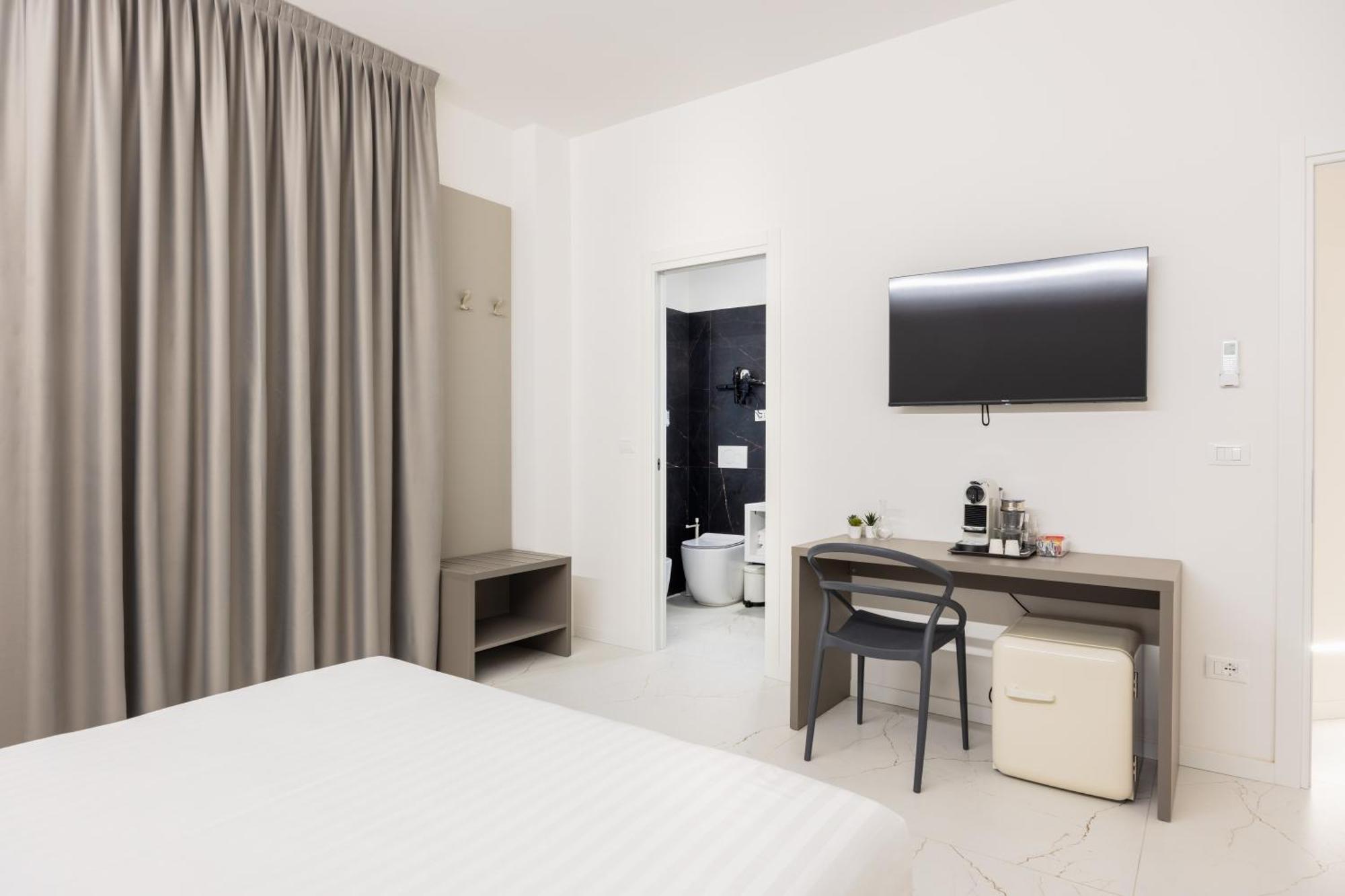 Excelsior Station Suite Bolonya Dış mekan fotoğraf
