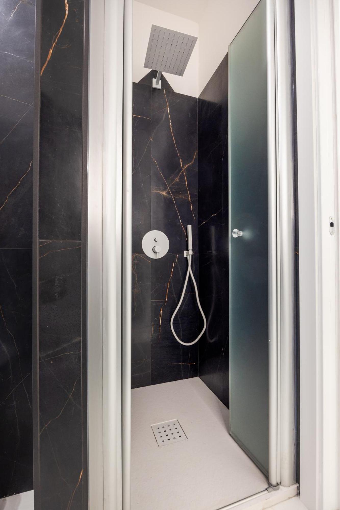 Excelsior Station Suite Bolonya Dış mekan fotoğraf
