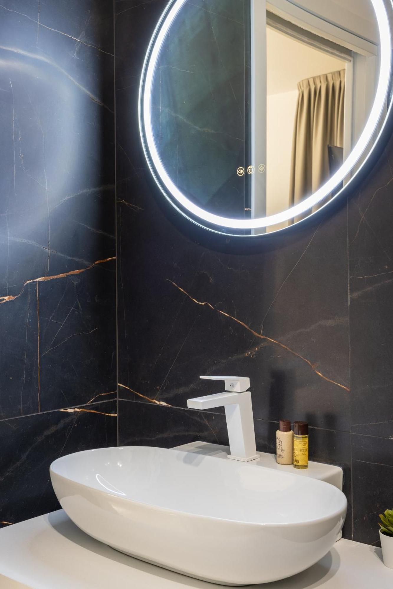 Excelsior Station Suite Bolonya Dış mekan fotoğraf