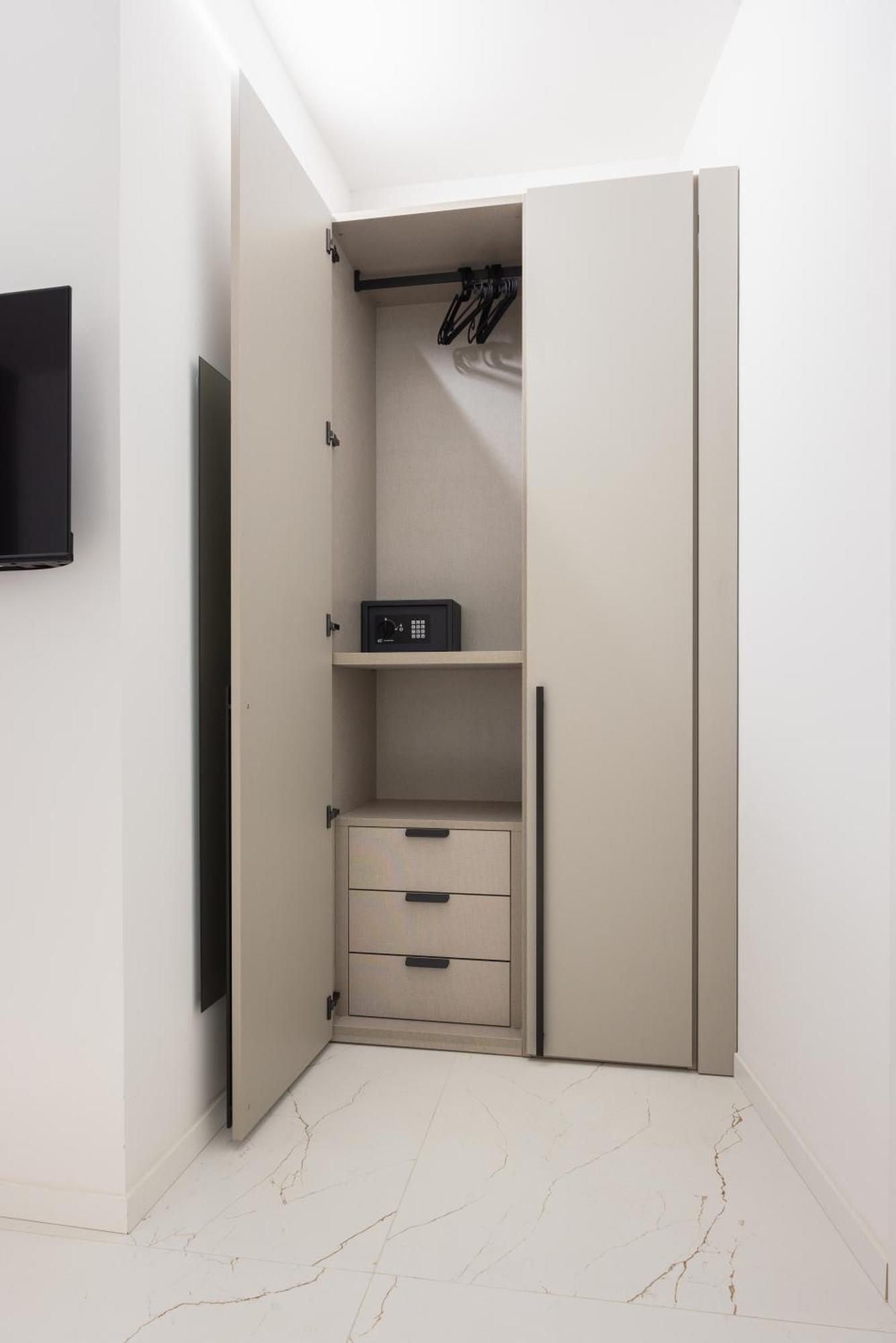 Excelsior Station Suite Bolonya Dış mekan fotoğraf