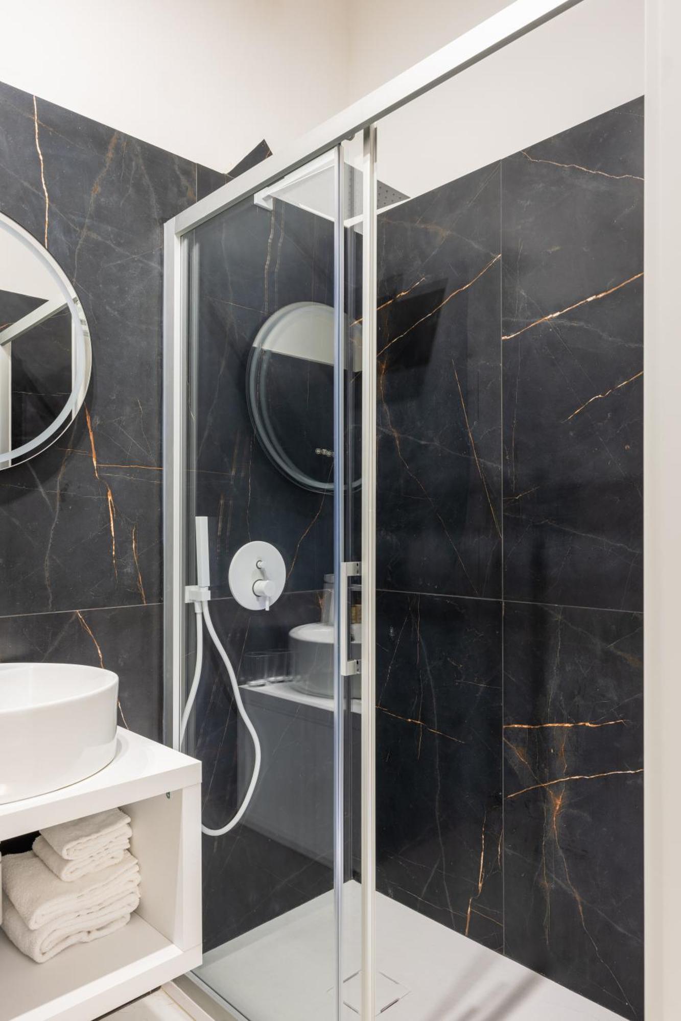 Excelsior Station Suite Bolonya Dış mekan fotoğraf